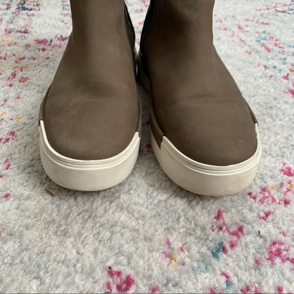 J/SLIDES Fur Val Boot Sneaker in Olive sz 7 - Picture 6 of 6